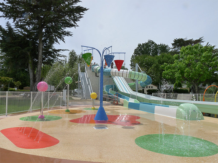 séjour sur un camping familial avec toboggans près de Royan