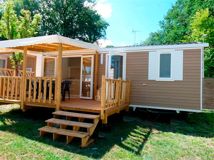 location Choisir un petit camping avec toboggan Royan